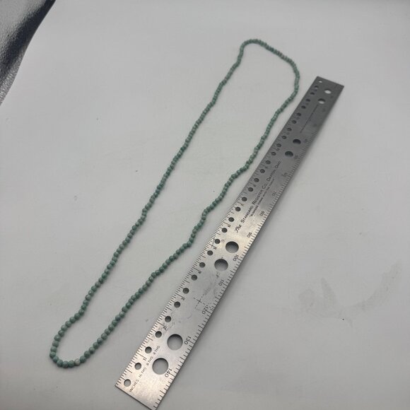 Pale Green Round Beaded Stone Necklace Minimalist Style Boho Fashion Accessory - Picture 3 of 4